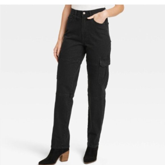 Universal Thread Black Straight Leg Jeans - Picture 1 of 2